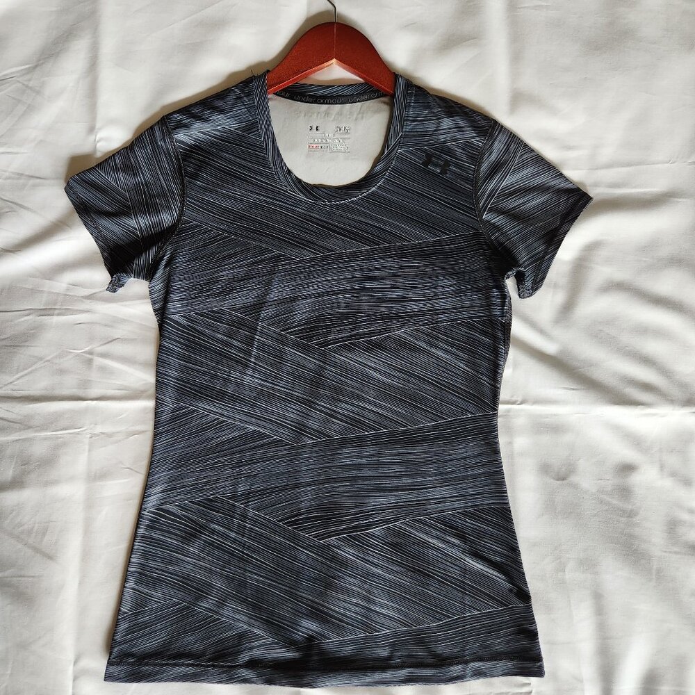 Under Armor Women's Activewear Tee Gray Small